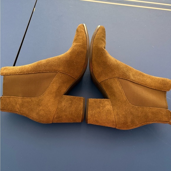 Michael Kors olive green 7.5 Suede Ankle Booties - Picture 3 of 7